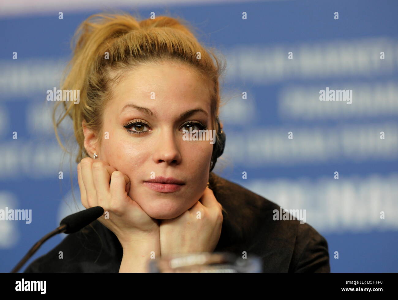 Pihla Viitala Wallpaper