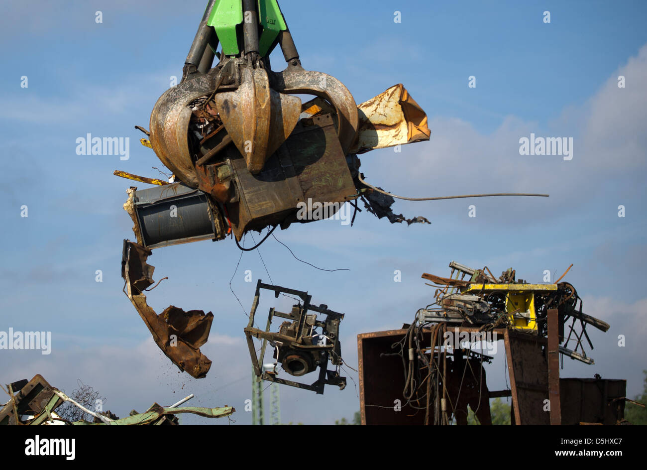 The artwork by documenta artist Lara Favaretto which consisted of a scrap heap is removed in Kassel, Germany, 18 September 2012. After 100 days, the documenta (13) art exhibition ended on 16 September 2012. Photo: Uwe Zucchi Stock Photo