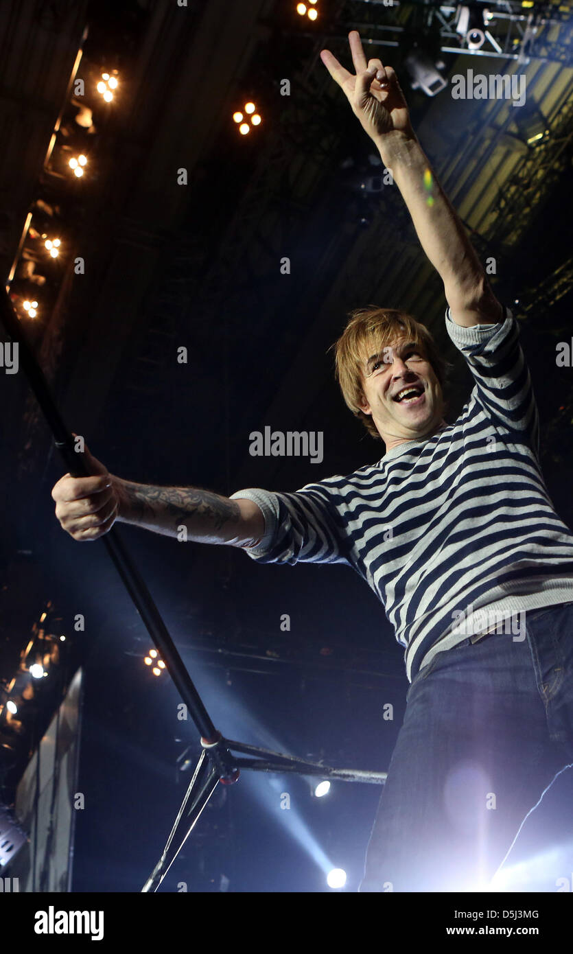 Singer Campino of the band 'Die Toten Hosen' performs on stage during the first concert of their tour 'Der Krach der Republik' at the Arena in Leipzig, Germany, 13 November 2012. Photo: Jan Woitas Stock Photo