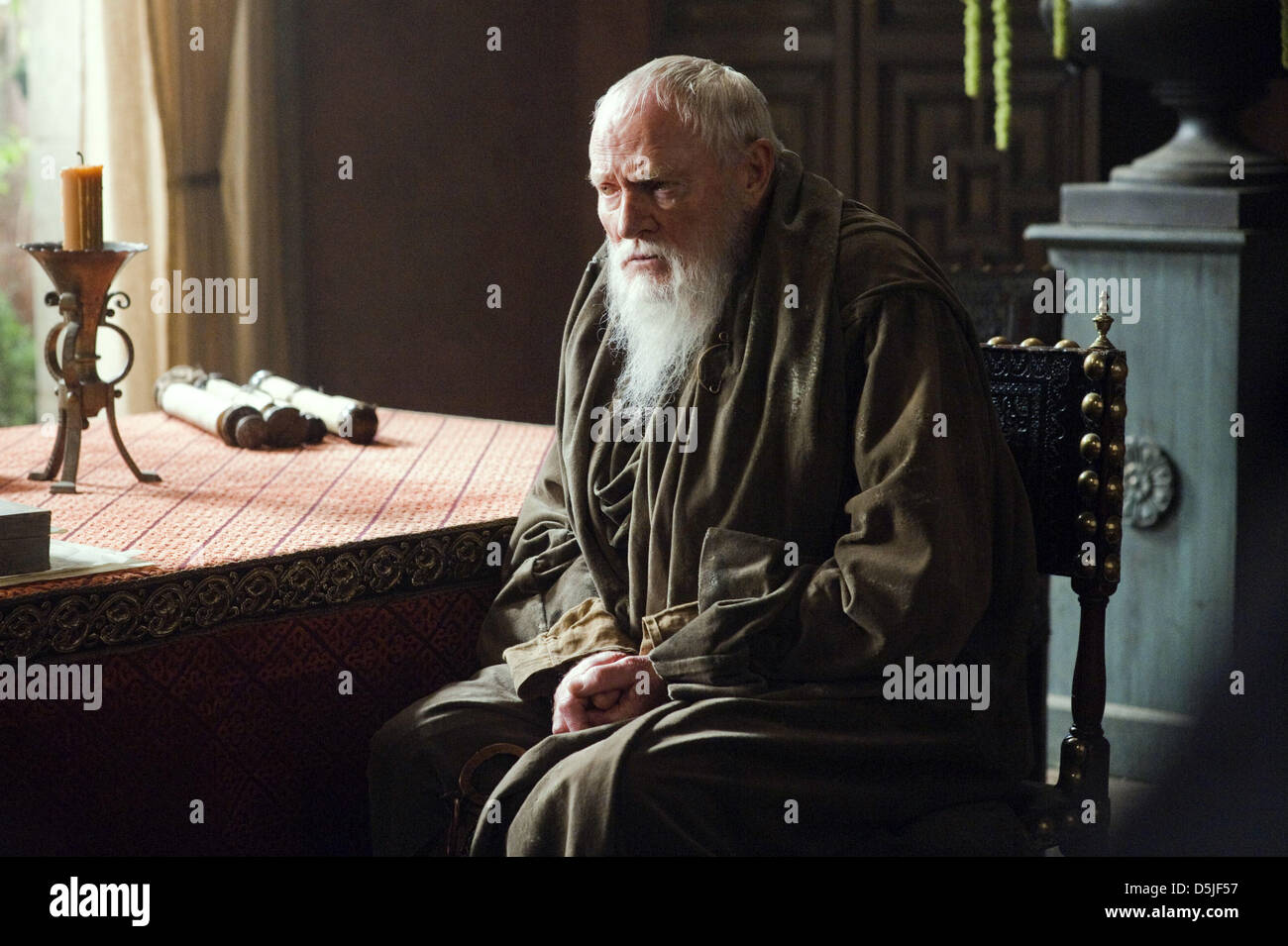Julian GLOVER main image 1