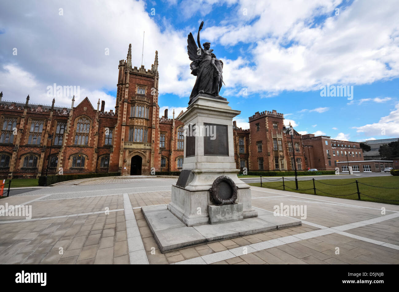War memorial at Queens University Belfast Stock Photo