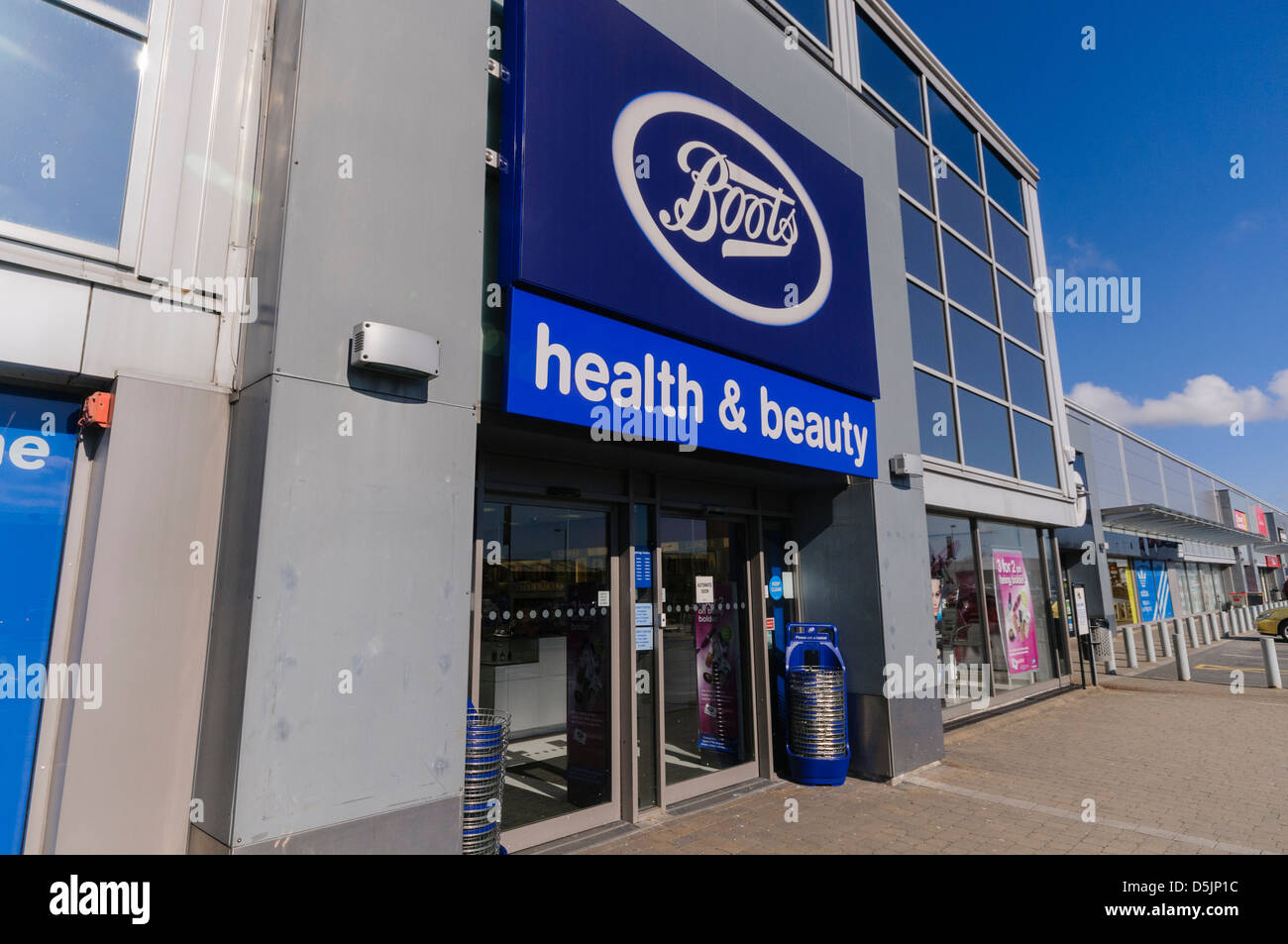 Pharmacy boots drug store uk hires stock photography and images Alamy