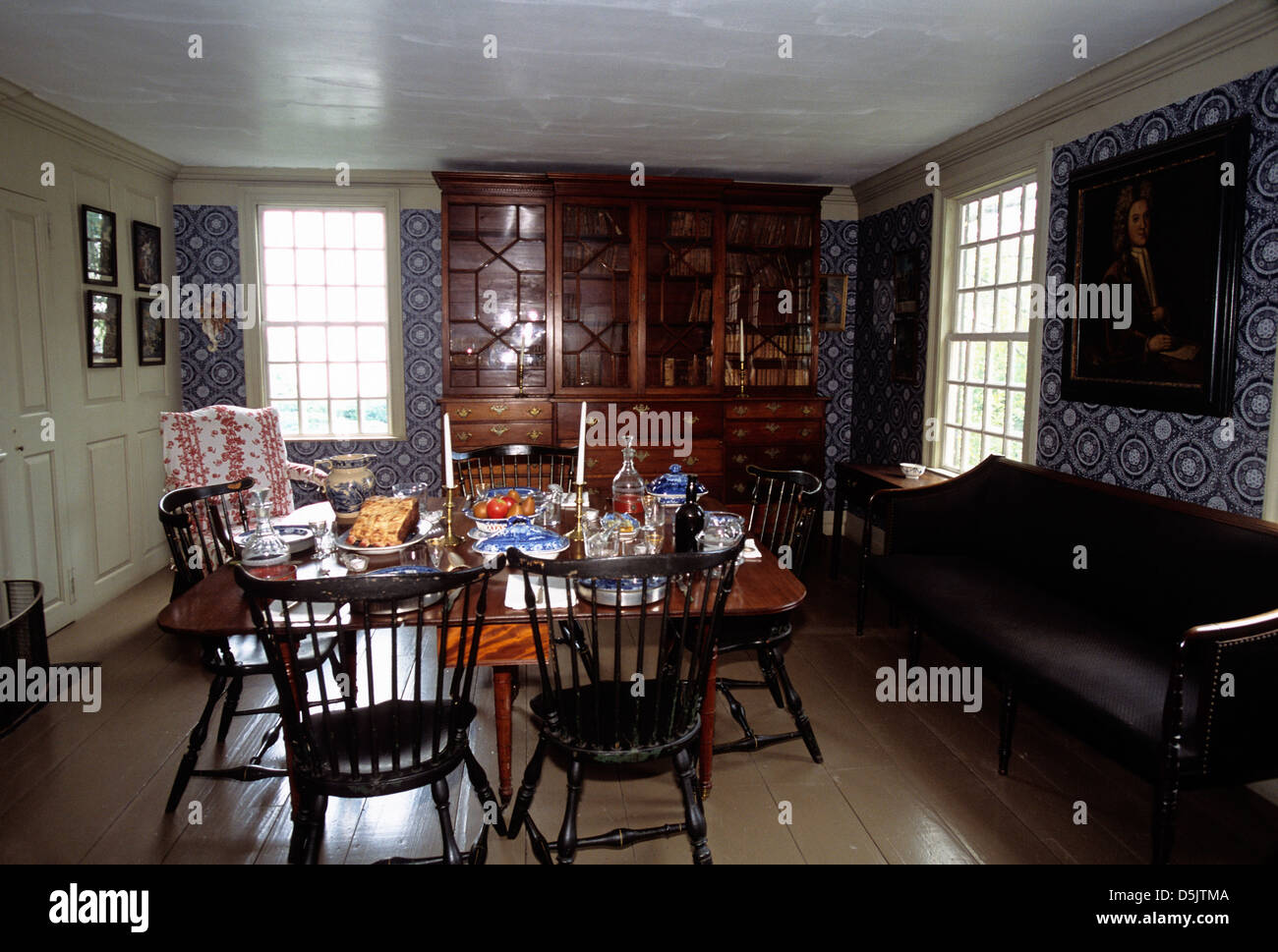 Elk281-1284 New Hampshire, Portsmouth, Strawberry Banke Museum, dining room Stock Photo