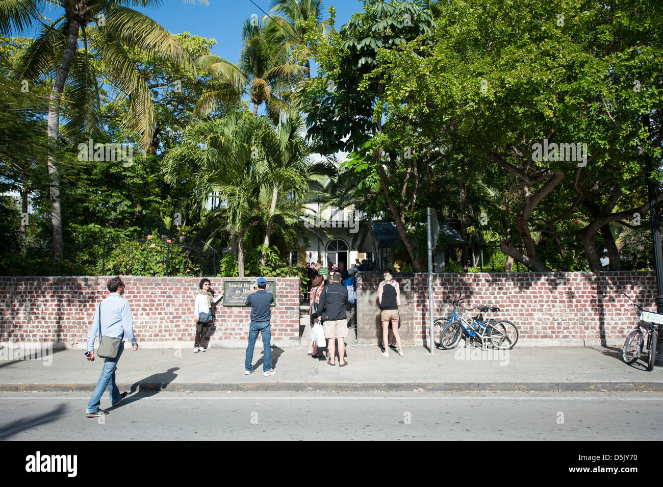 in line to enter Ernest Hemingways house in Key West Stock Photo