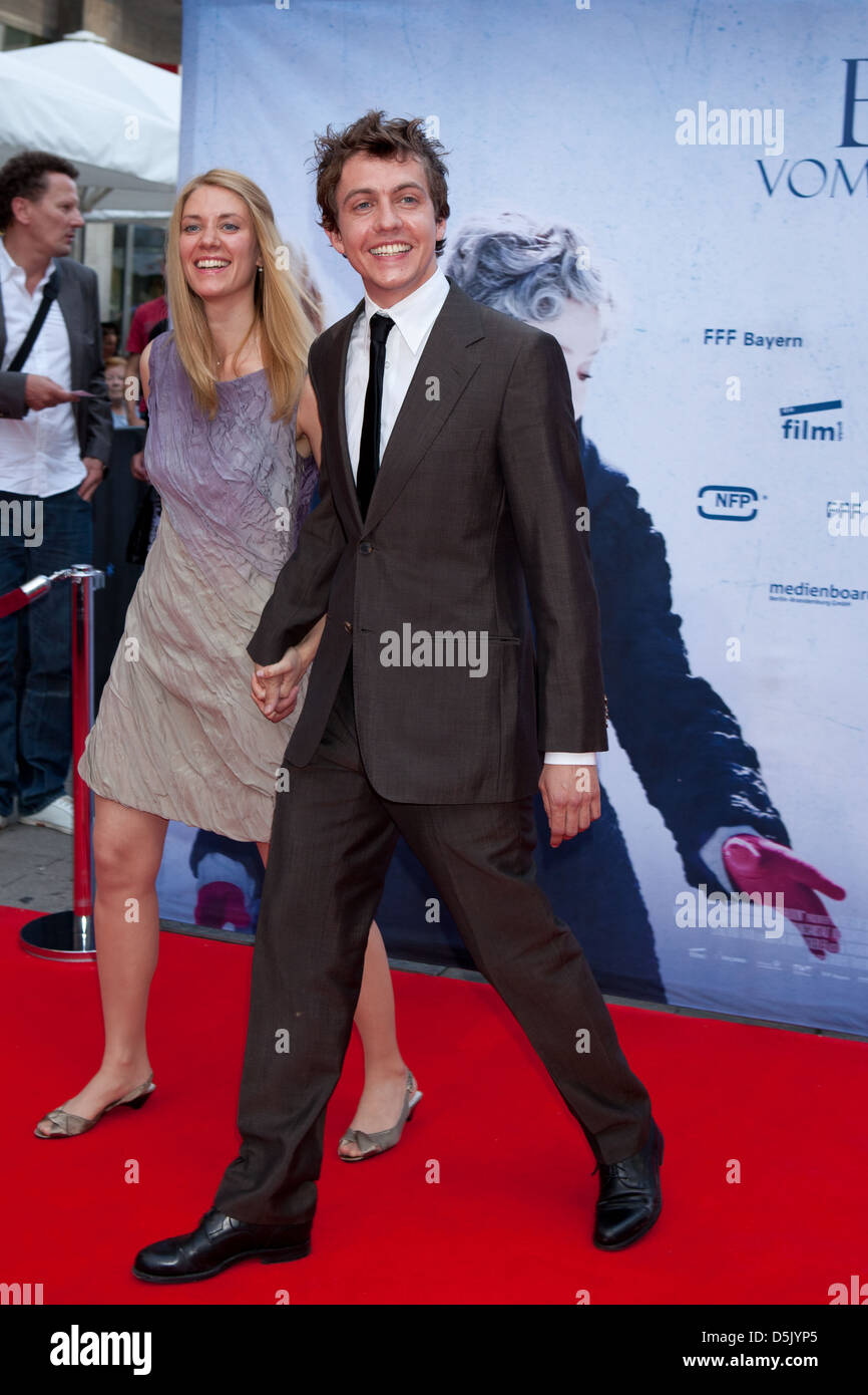 Juta Vanaga Niklas Kohrt at the world premiere of 'Das Blaue vom Himmel' at Lichtburg movie theatre. Essen Germany Stock Photo