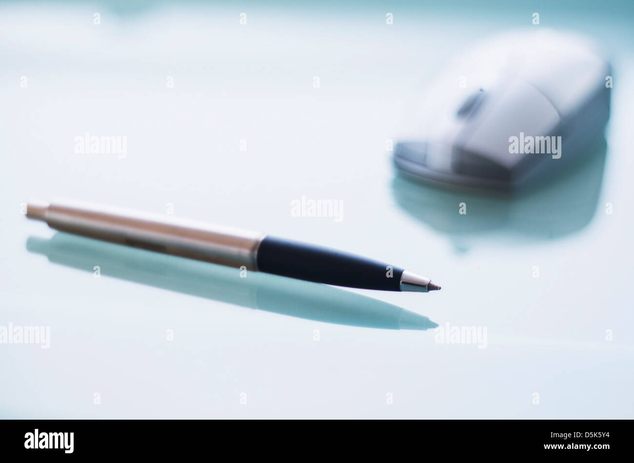 Pen and computer mouse Stock Photo Alamy