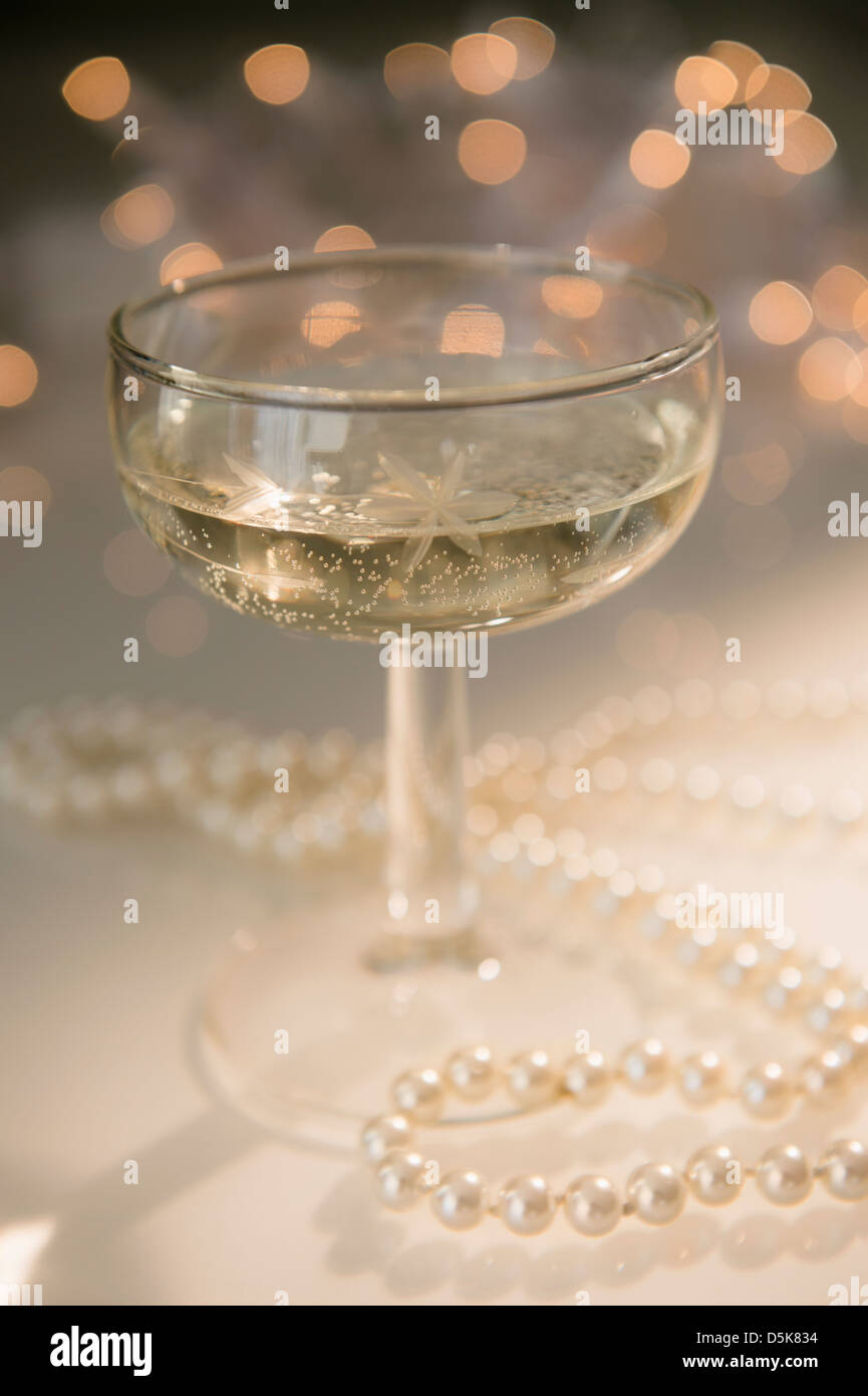 Champagne pearls hi-res stock photography and images - Alamy