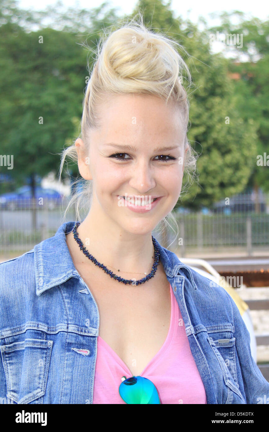 Esther Seibt Sundowner BBQ at Ressort Berlin, Germany - 15.06.2011