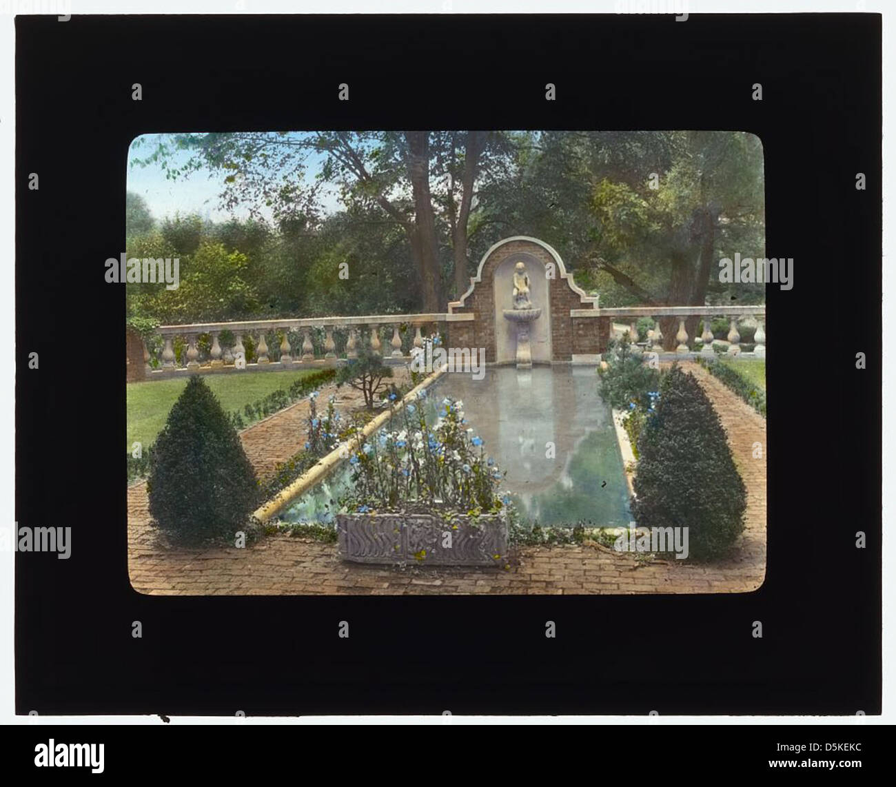 ["Thornedale," Oakleigh Thorne house, Millbrook, New York. (LOC Stock