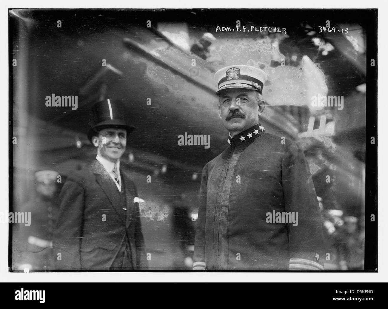 Fletcher class hires stock photography and images Alamy