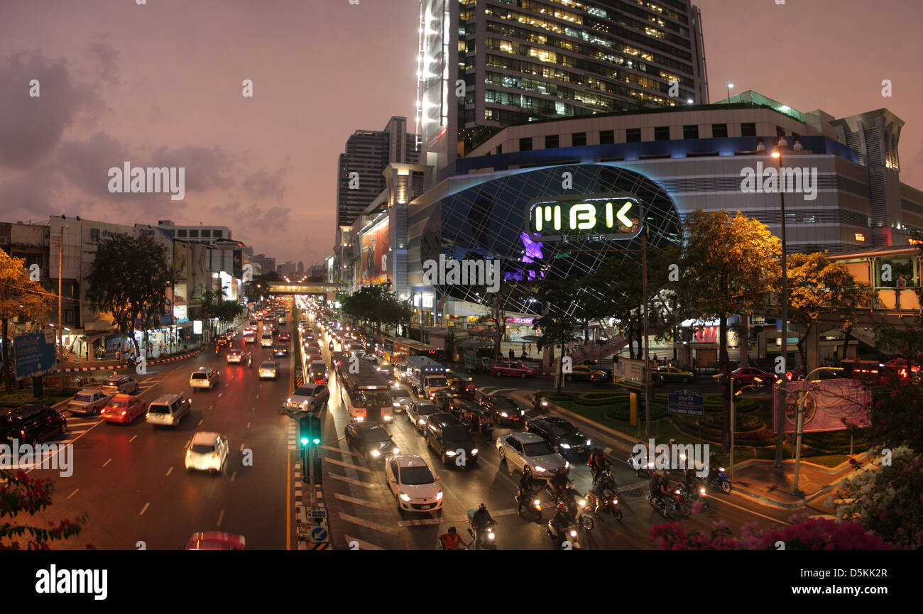 Plaza bangkok hi-res stock photography and images - Page 6 - Alamy