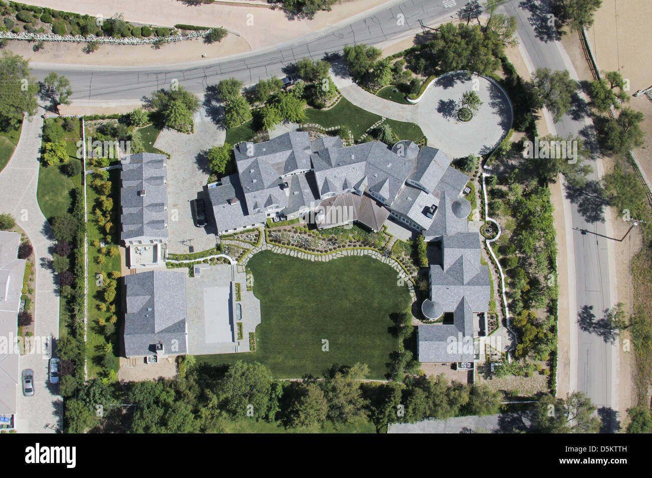 Aerial view of Ozzy Osbourne and Sharon Osbourne 's home in Los Angeles. Los Angeles, Californa - 26.04.2011 Stock Photo