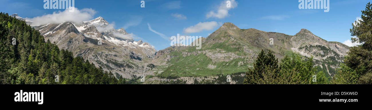Gavarnie valley , Pyrenees National Park , department of Hautes-Pyrénées , France Stock Photo