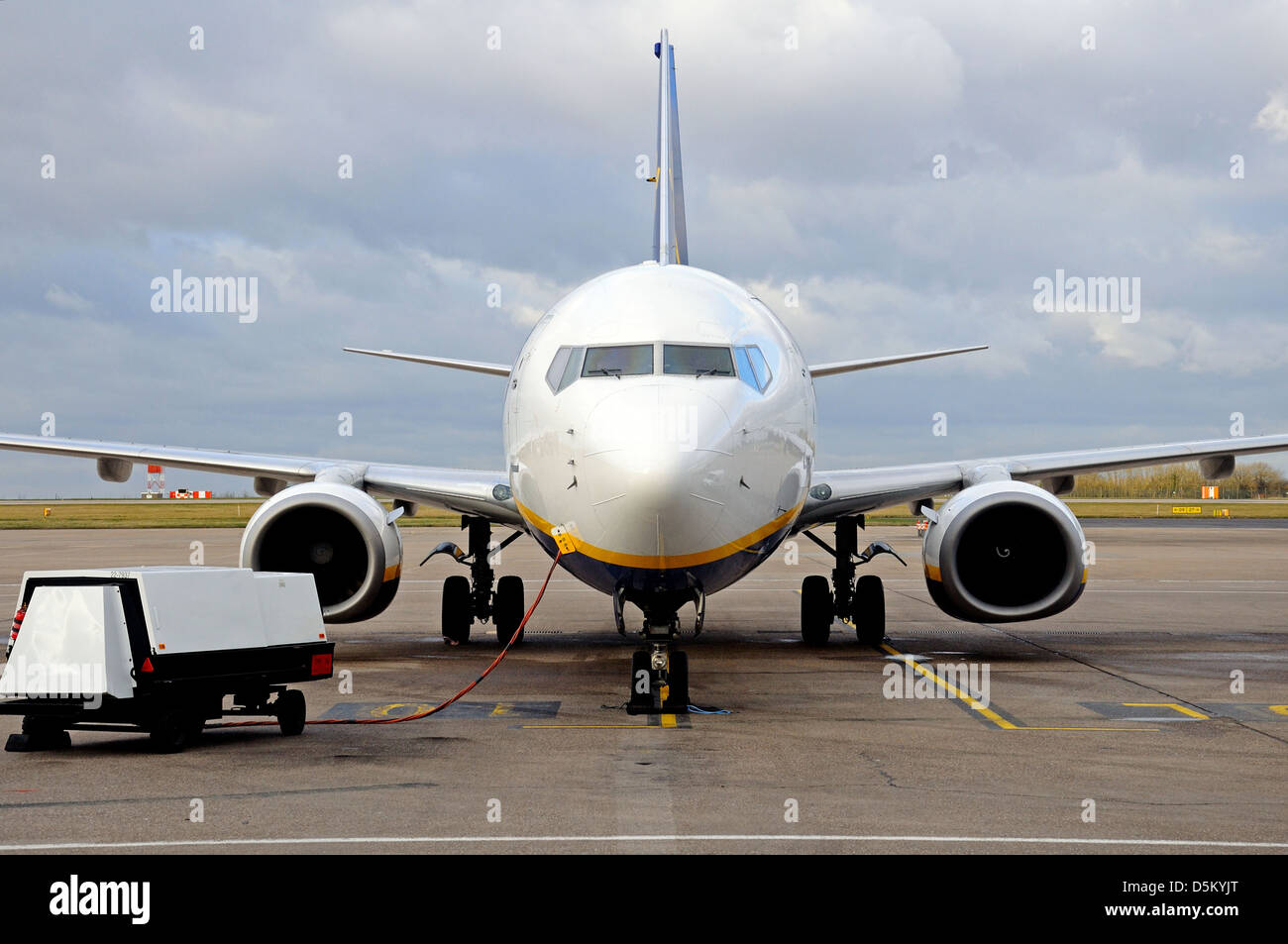 Boeing 737-800 parked on the airport apron, East Midlands Airport, Leicestershire, UK, Western Europe. Stock Photo