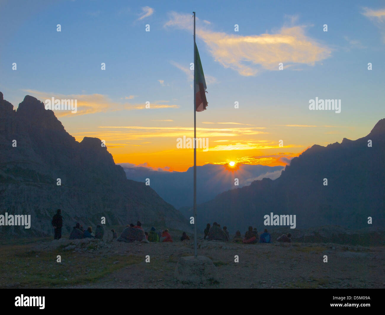 sunrise in front of the rifugio antonio locatelli s. innerkofler, tre cime di lavaredo, dolomites, south tyrol, italy Stock Photo