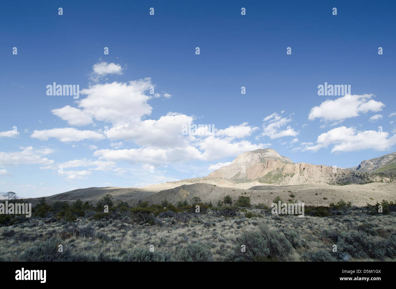 Background rocky mountains hi-res stock photography and images - Alamy