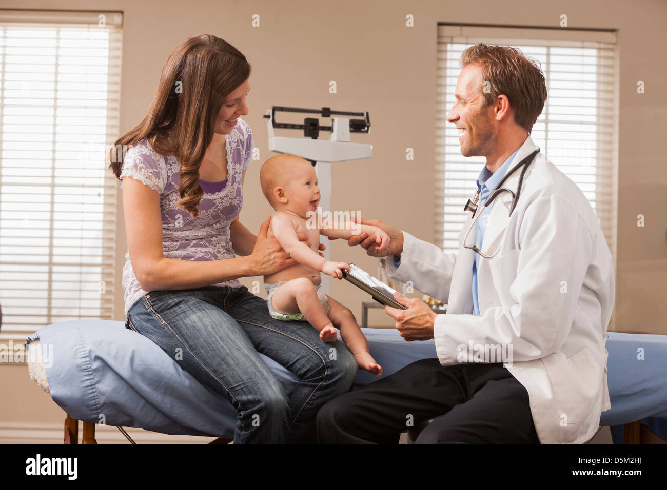 Mature mom adult son hi-res stock photography and images - Alamy