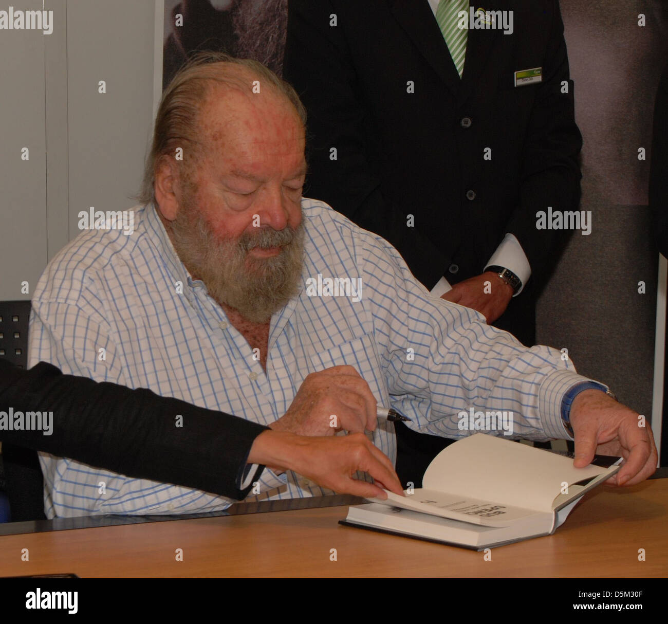 Bud Spencer is signing his Autobiography ‘Bud Spencer - Mein Leben
