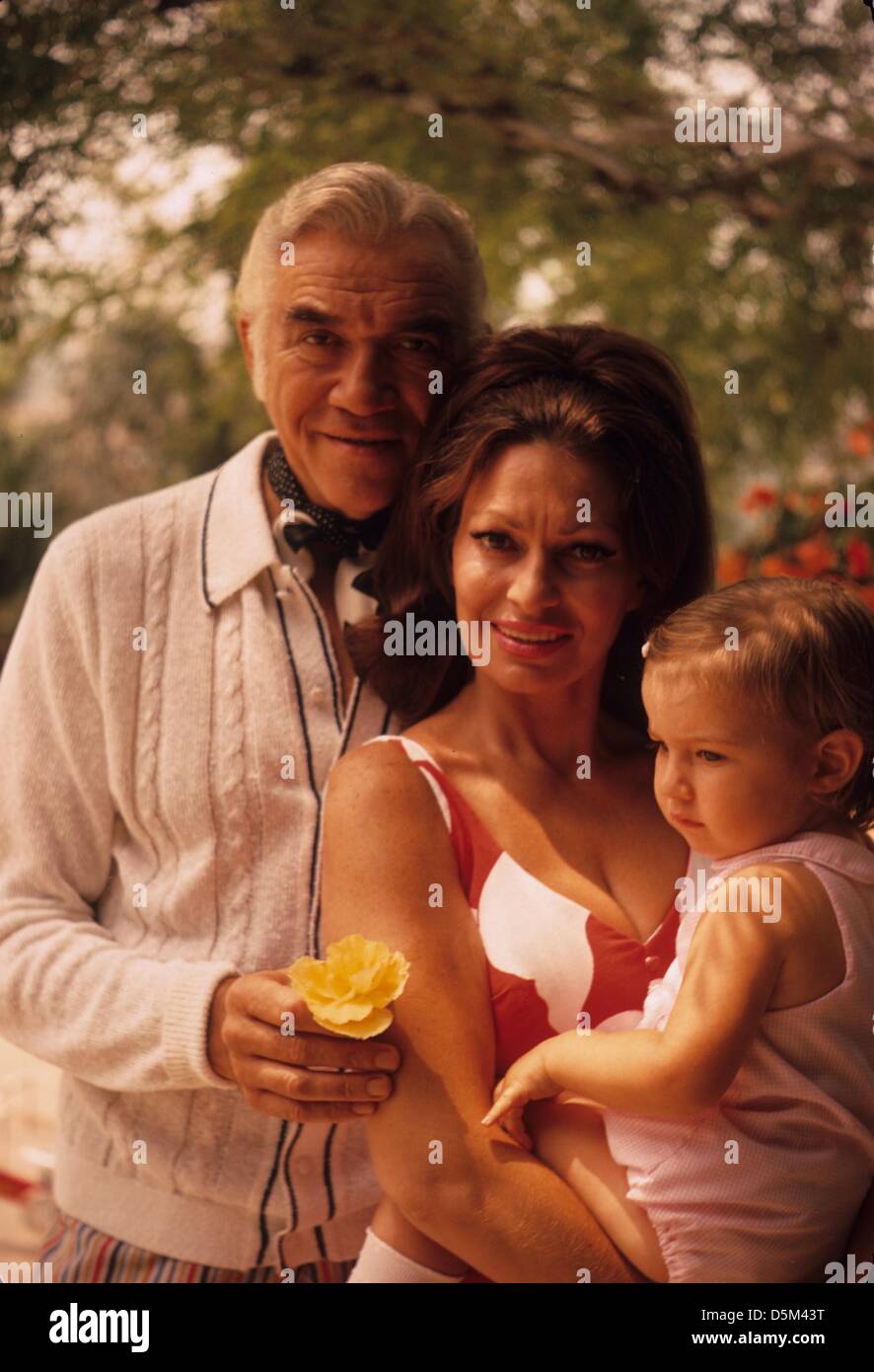 LORNE GREENE with wife Nancy Deale Greene and daughter Gillian Greene