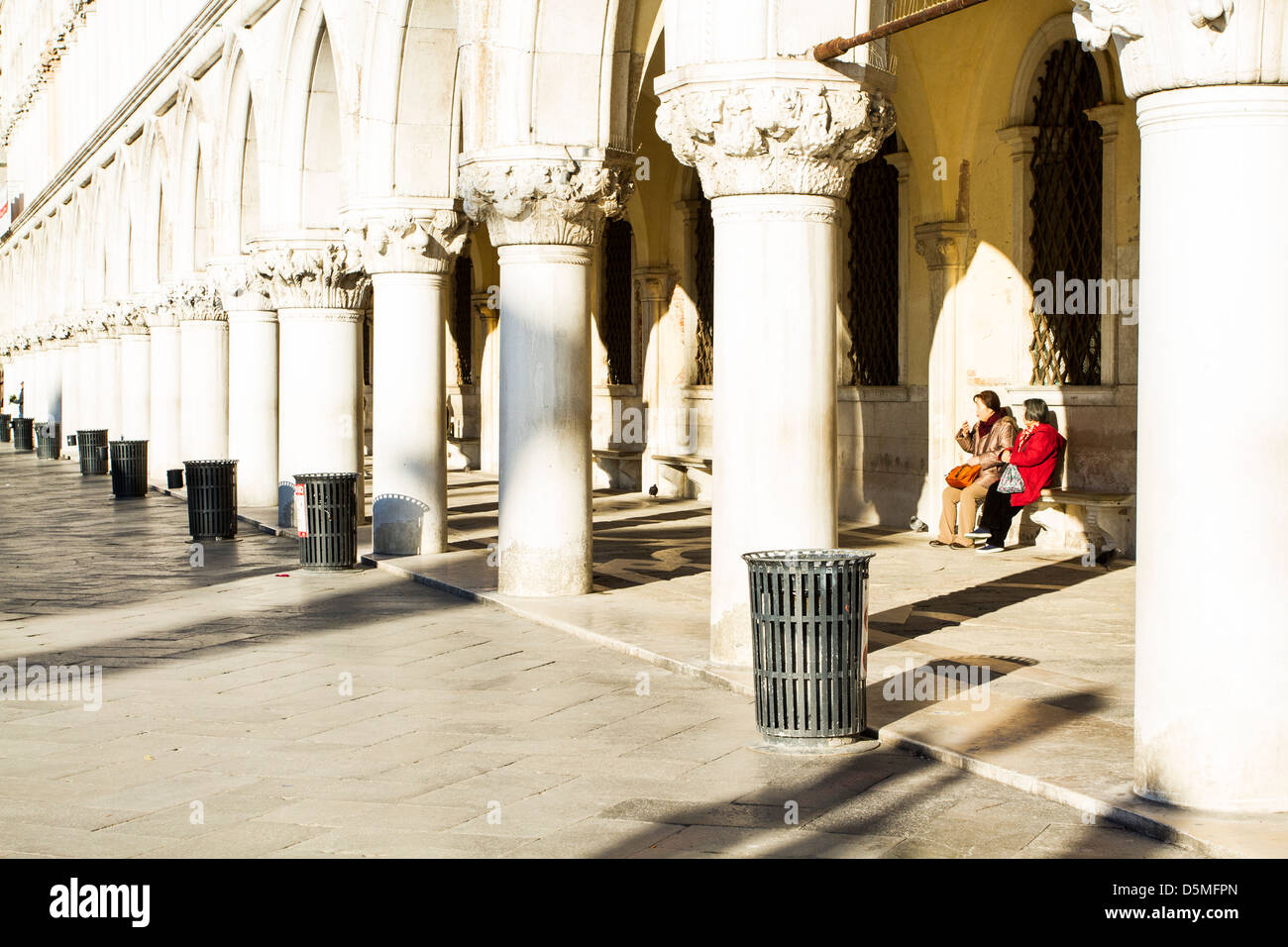 Arched passage outside of Doge's Palace (Palazzo Ducale). Stock Photo
