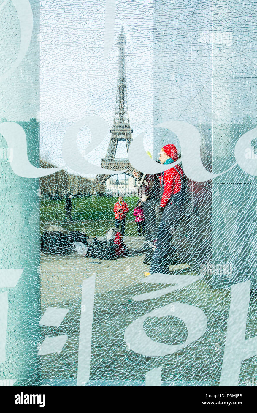 Eiffel Tower viewed from the monument The Wall for Peace (Le Mur pour la Paix). Stock Photo