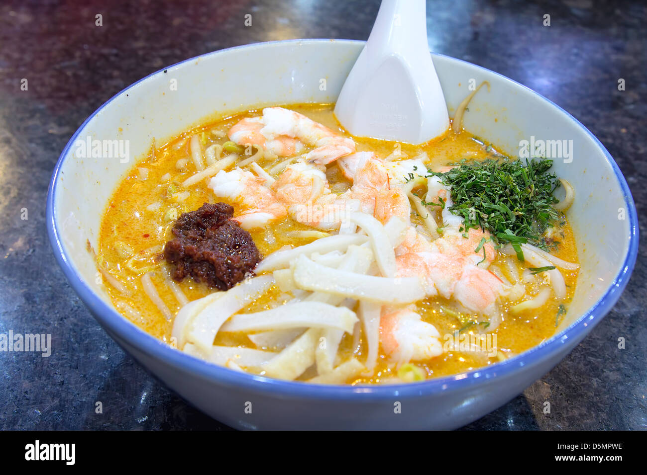 Singapore Curry Laska with Prawns Fishcake and Sambal Chili Paste Macro Stock Photo Alamy