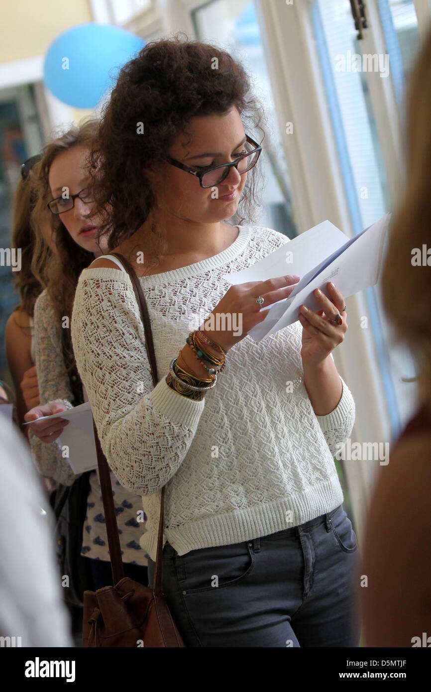 Alevel results hi-res stock photography and images - Alamy