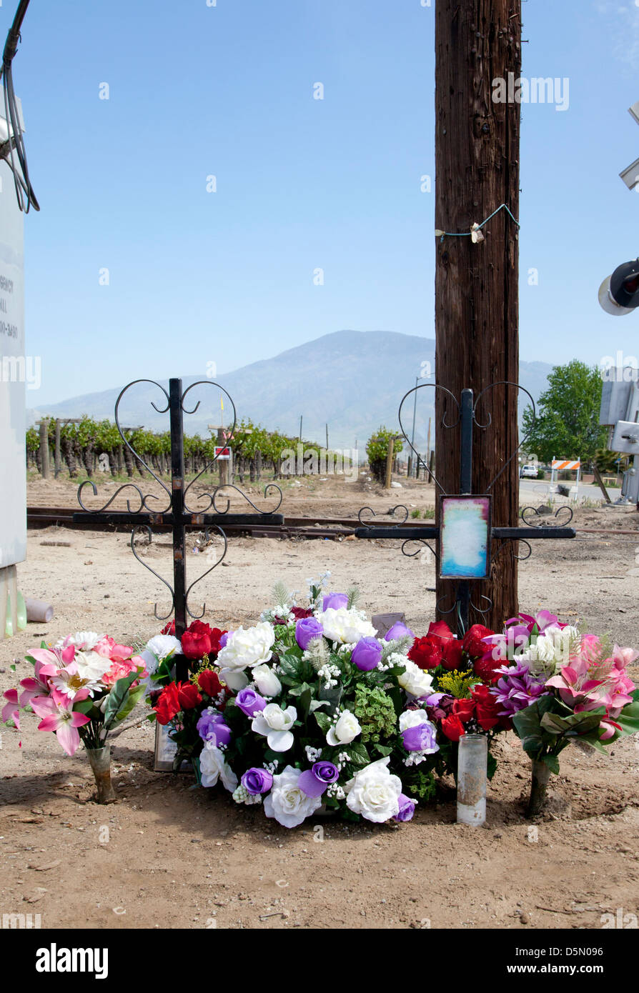 Road accident memorial, Arvin, CA, 2013 Stock Photo Alamy
