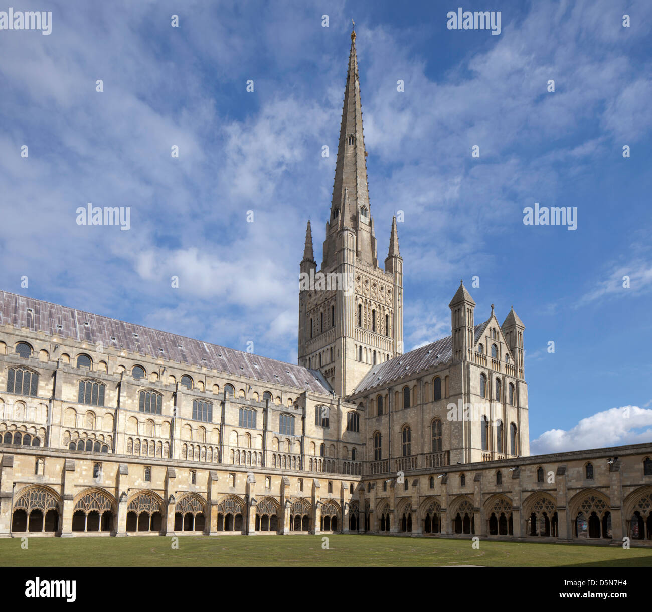 Norwich Cathedral, Norwich, Norfolk, England Uk Stock Photo