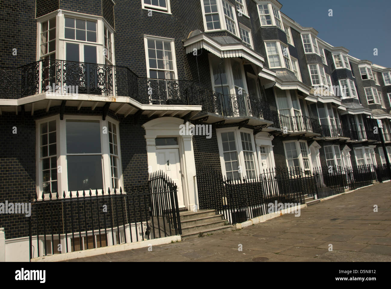 EAST SUSSEX; BRIGHTON; REGENCY HOUSES IN ROYAL CRESCENT MEWS OFF MARINE