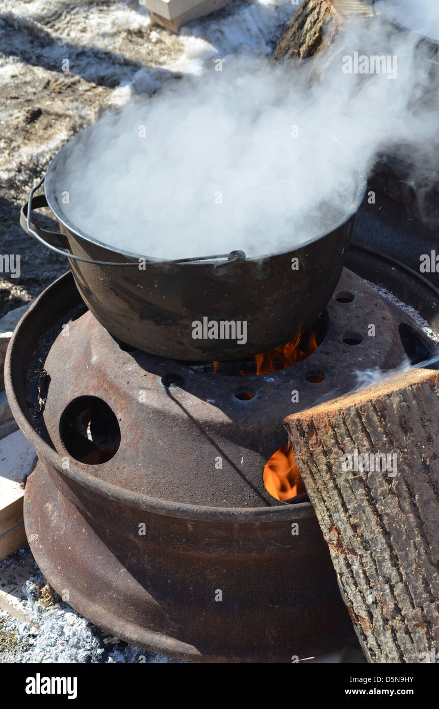 Boiling syrup hires stock photography and images Alamy