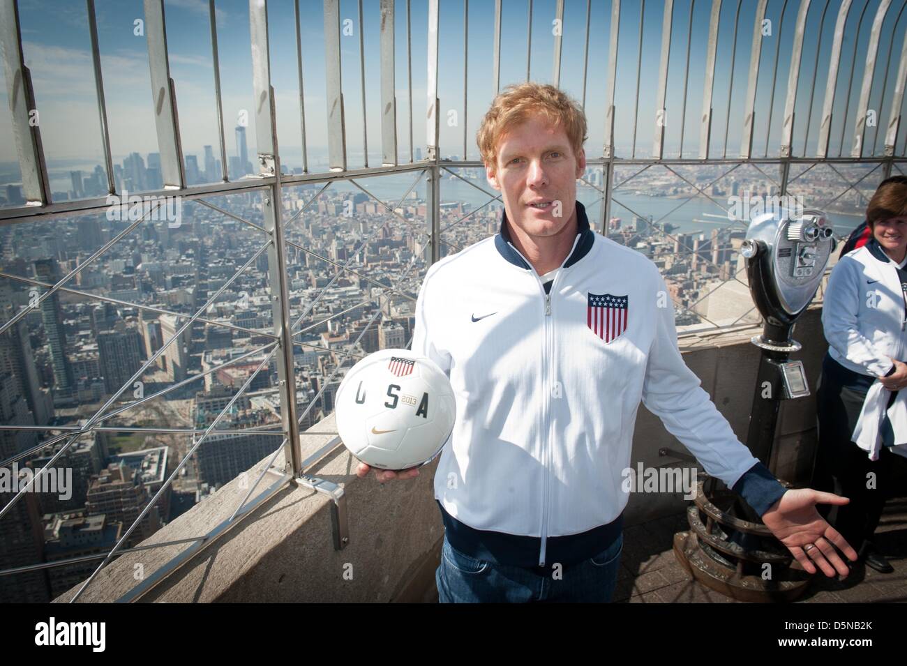 new-york-usa-5th-april-2013-former-u-s-men-s-national-team-player