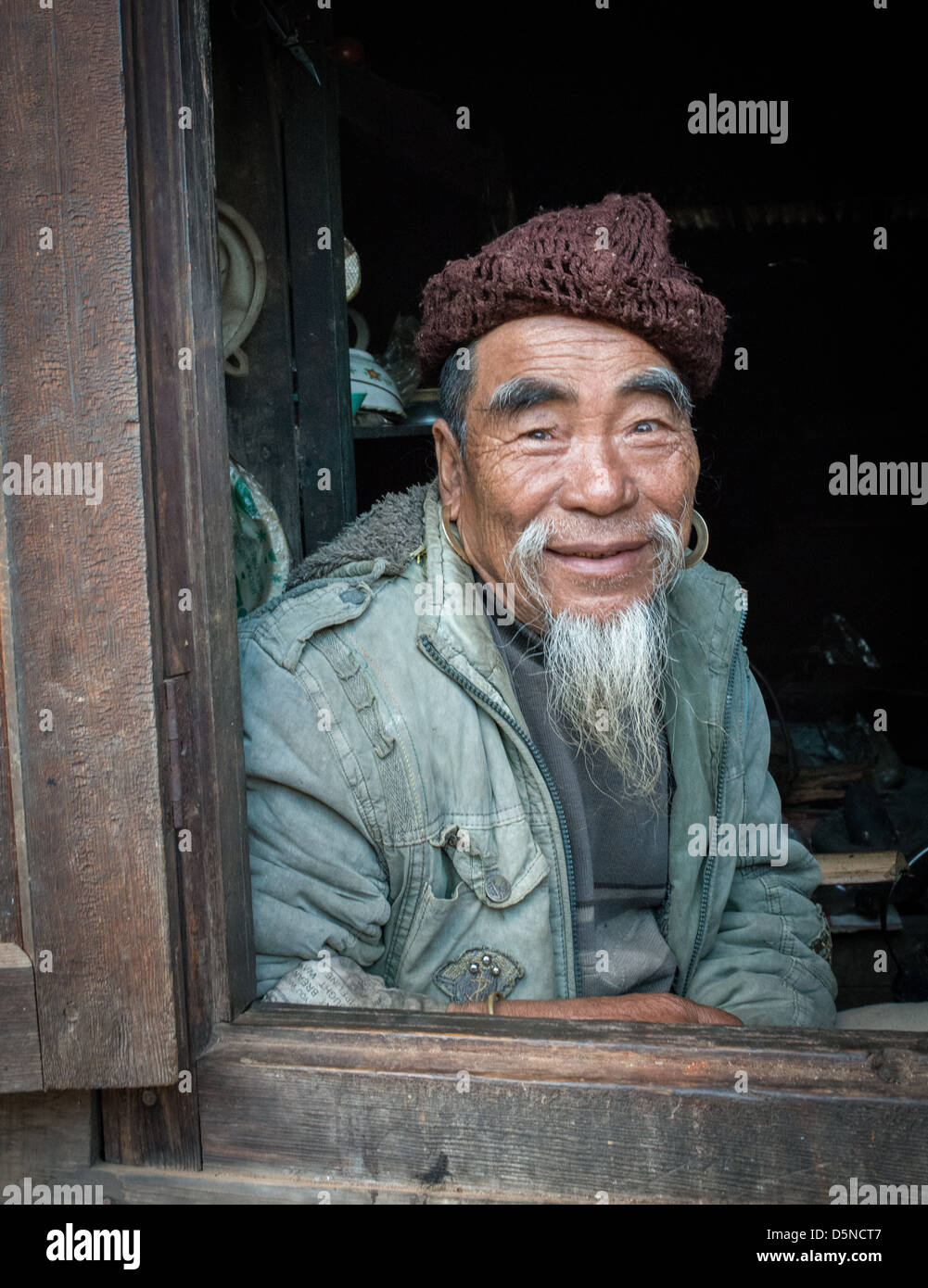 Shaman in Burma Stock Photo Alamy