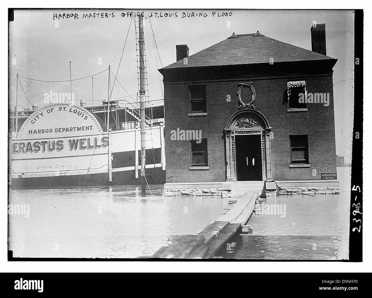 Harbor Master's Office, St. Louis, during flood (LOC) Stock Photo