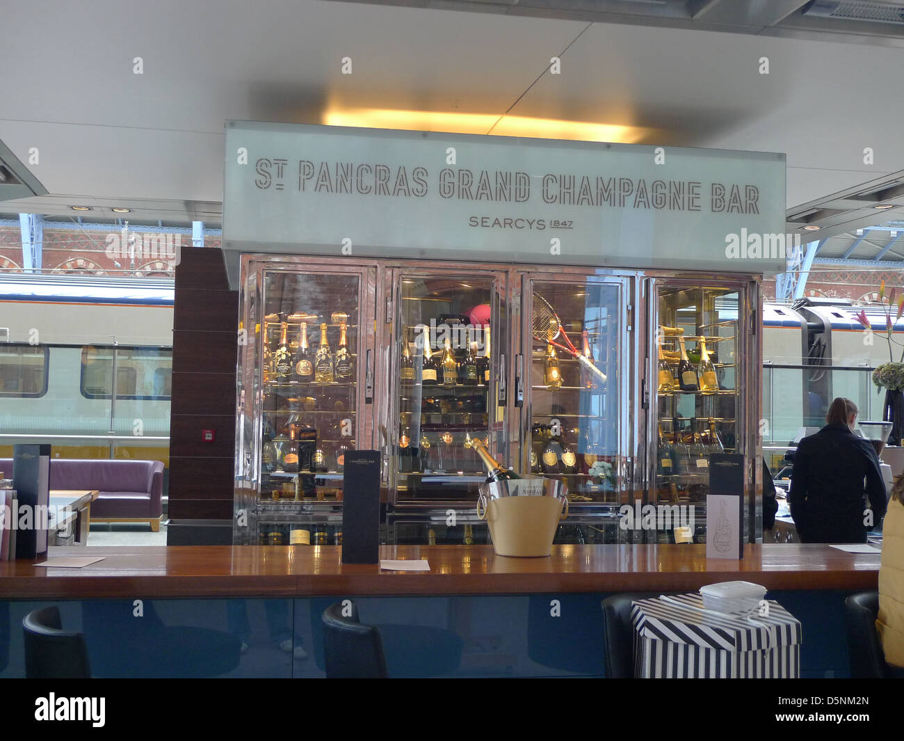 St. Pancras Grand Champagne Bar, St. Pancras International Station, London, UK. Stock Photo