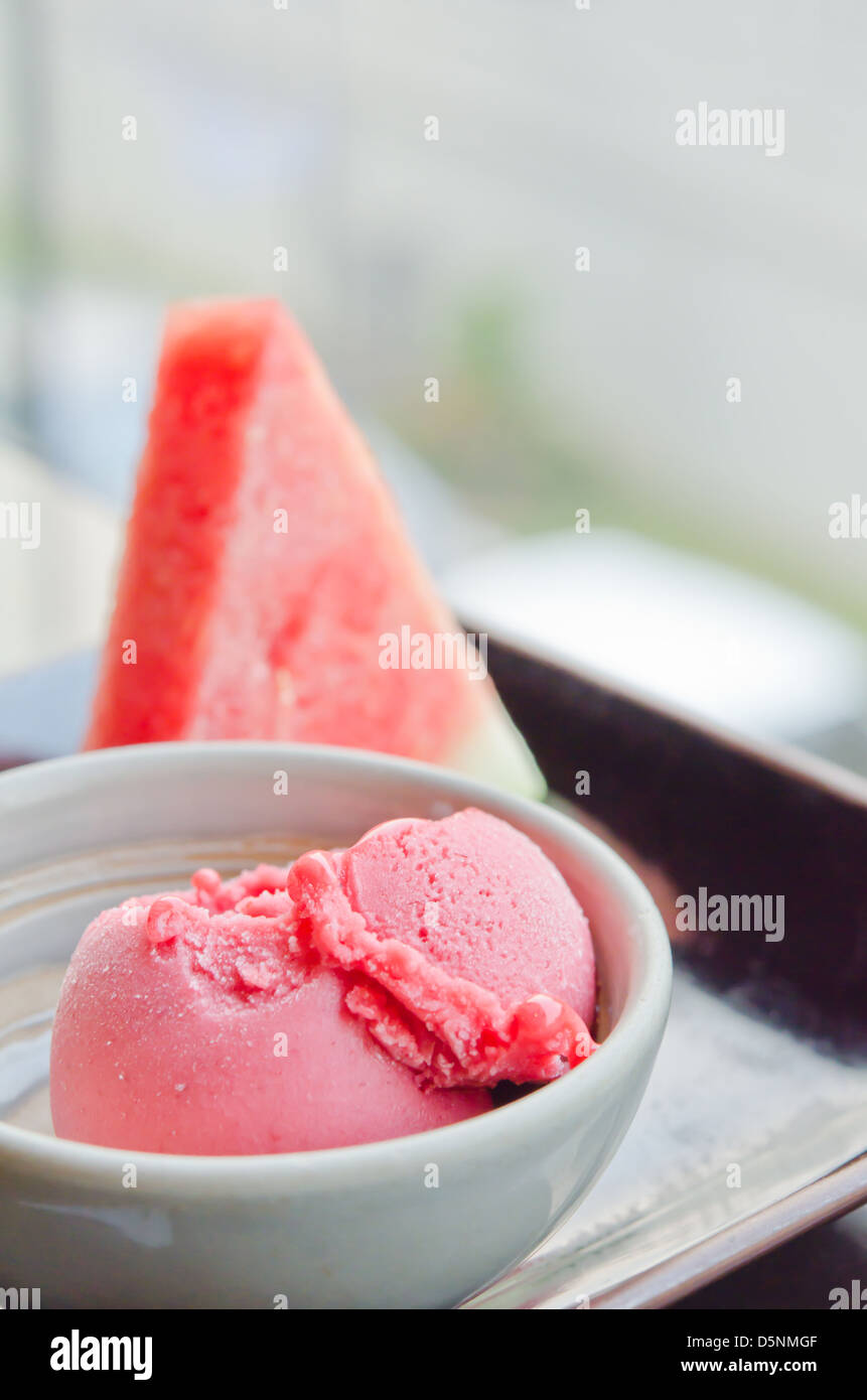 Watermelon ice cream hi-res stock photography and images - Alamy