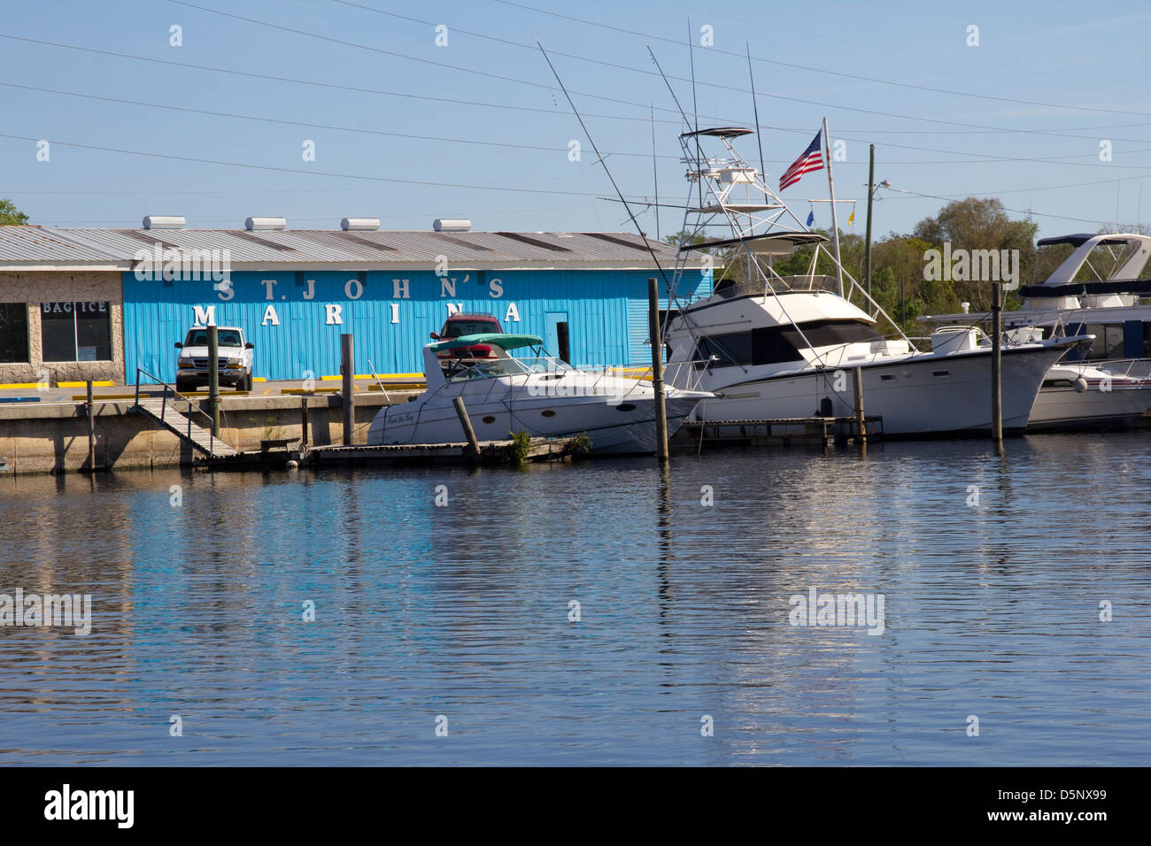 St. Johns Marina provides dockage and marine services on the St. Johns