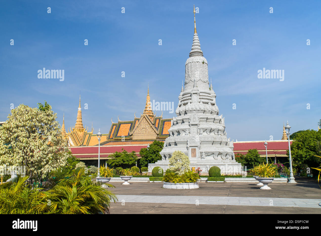 Wat preah keo hi-res stock photography and images - Alamy