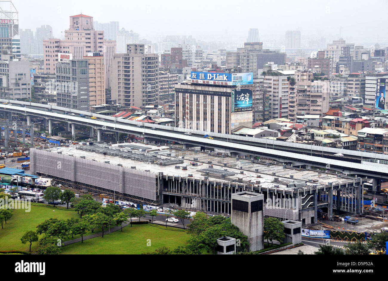 Taipei city highway hi-res stock photography and images - Alamy