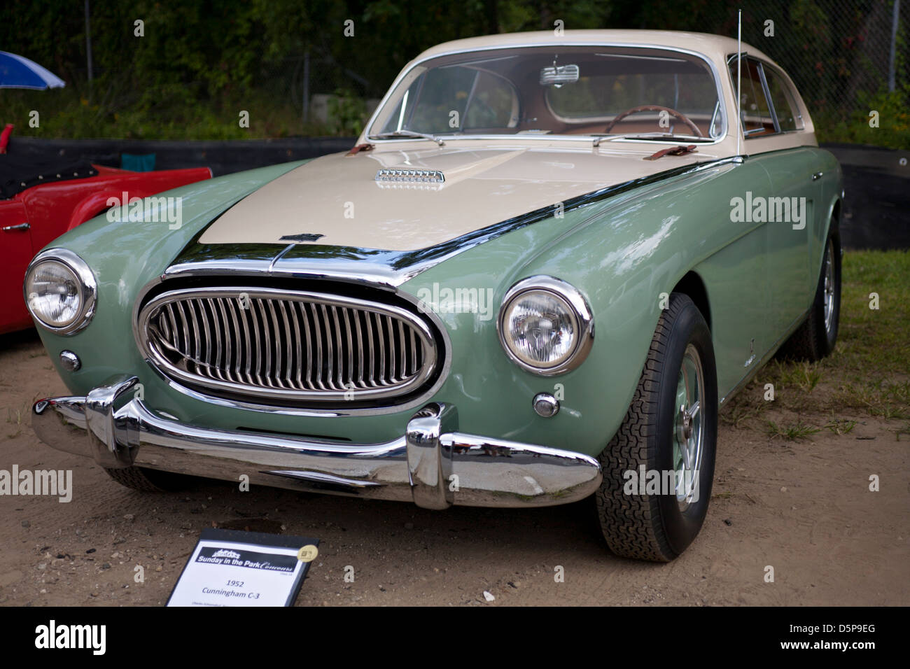 Brooklin - 1:43 - BRK 128 A - Cunningham C-3 Continental - Catawiki