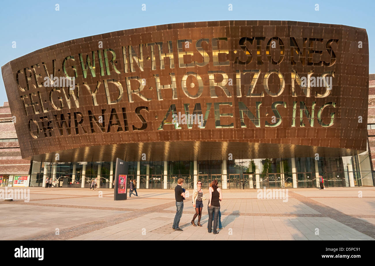 Wales, Cardiff Bay, Roald Dahls Plass, Wales Millennium Centre, performing arts venue Stock Photo