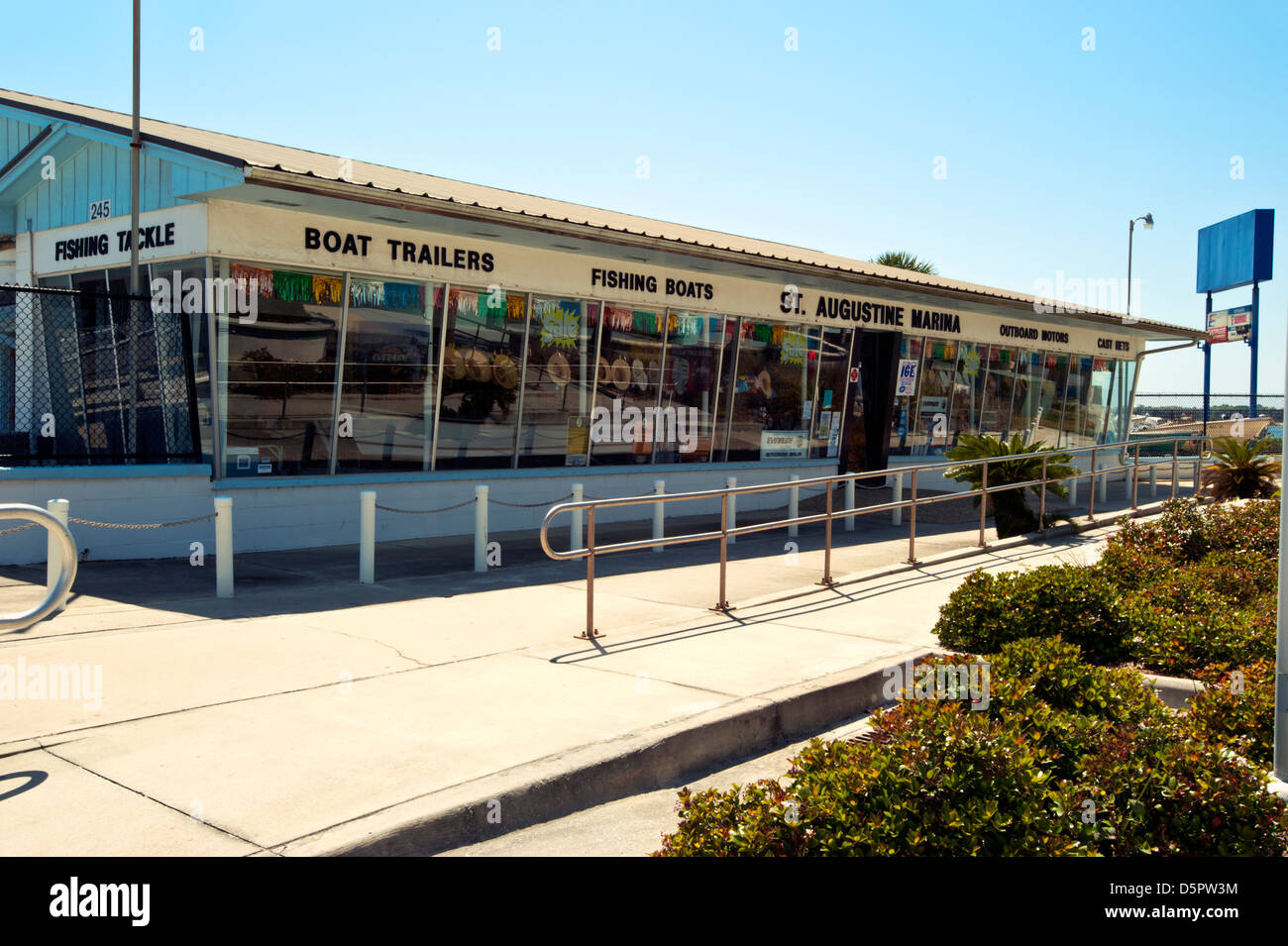 The Vilano Beach Pier bait and tackle shop in St. Augustine Florida