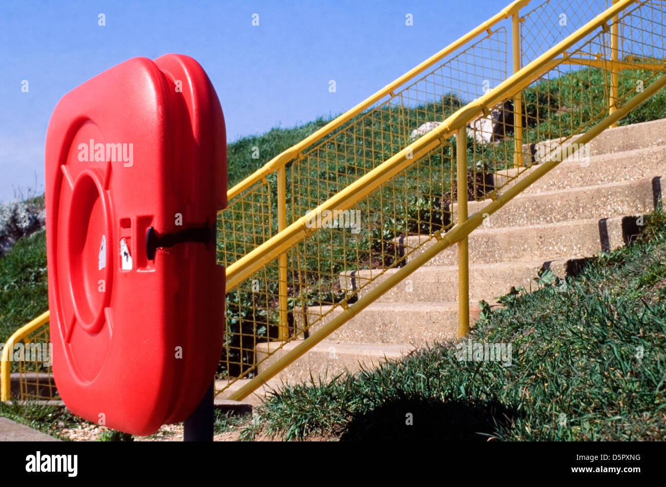 Life saving apparatus hi-res stock photography and images - Alamy