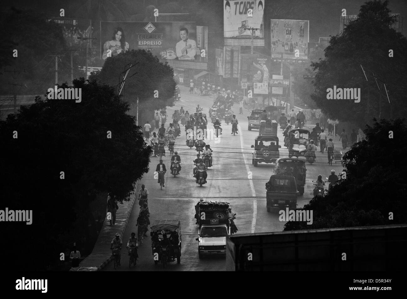 Traffic jam Black and White Stock Photos & Images - Alamy