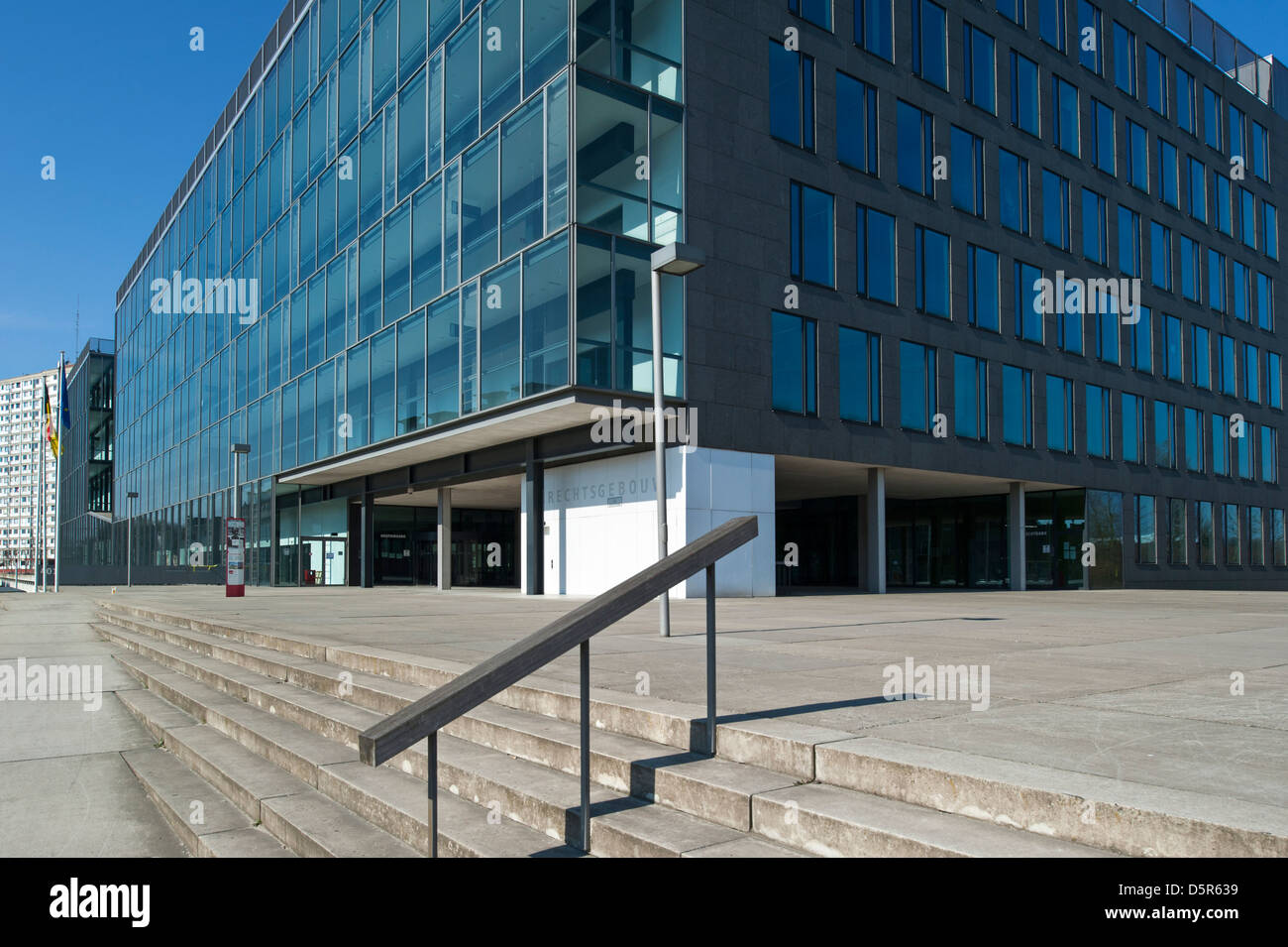 The New Courthouse / Nieuw Gerechtsgebouw Gent / Groot Gerechtsgebouw