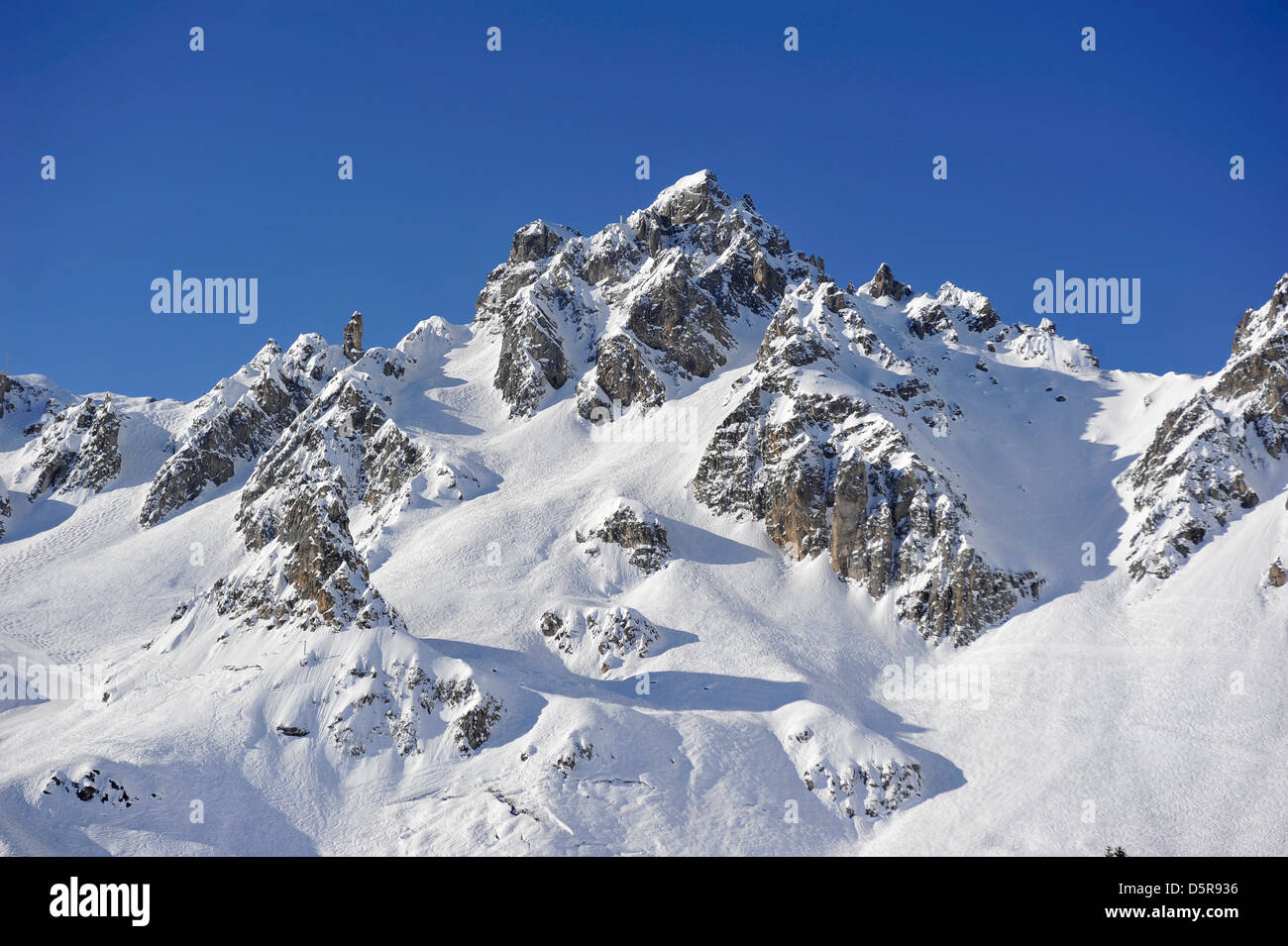 Off piste ski hi-res stock photography and images - Alamy