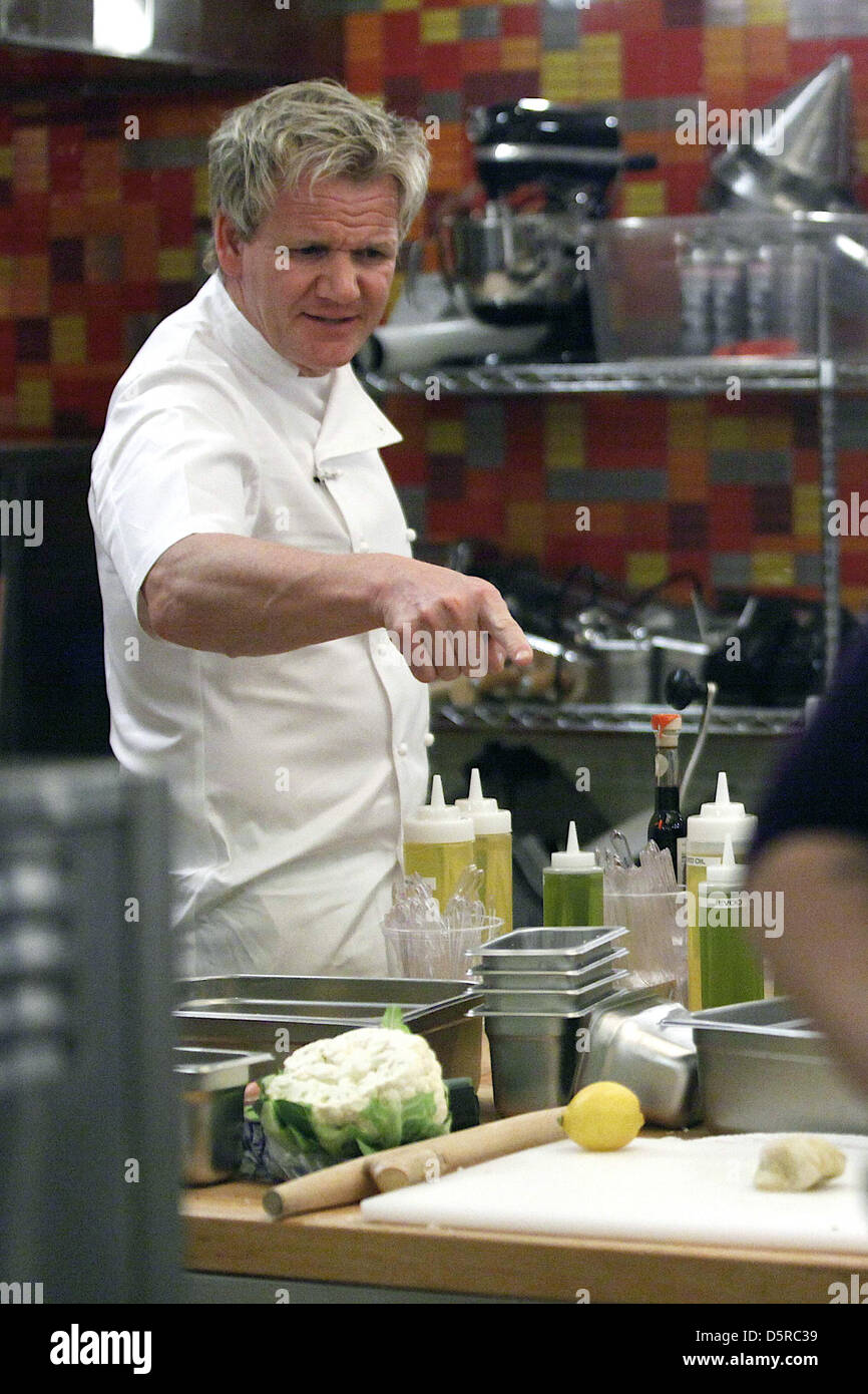Gordon Ramsay Kitchen High Resolution Stock Photography And Images Alamy