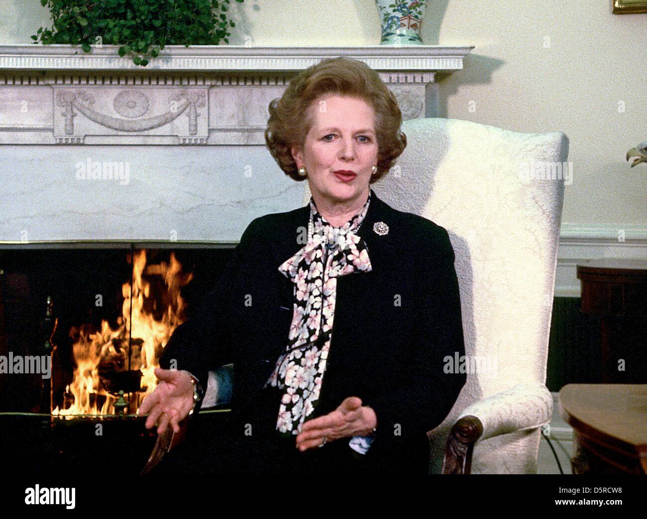 File pics: Prime Minister Margaret Thatcher of Great Britain makes a statement to the media as she meets United States President Ronald Reagan in the Oval Office of the White House in Washington, D.C. on Wednesday, February 20, 1985. Their meeting lasted 2 hours. Thatcher died from a stroke at 87 on Monday, April 8, 2013. Credit: Arnie Sachs / CNP/Alamy Live News Stock Photo
