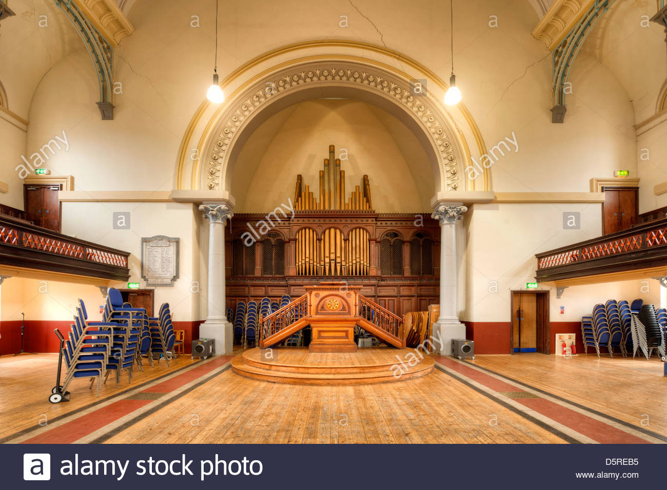 The Round Chapel at Hackney was built in 1868 for the United Reformed Stock Photo: 55220569 - Alamy The Round Chapel at Hackney was built in 1868 for the United Reformed Stock Photo: 55220569 - Alamy