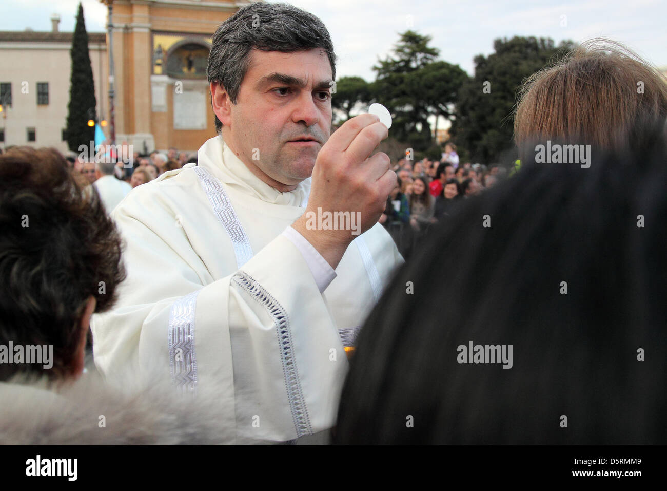 Pope francis rome hi-res stock photography and images - Alamy